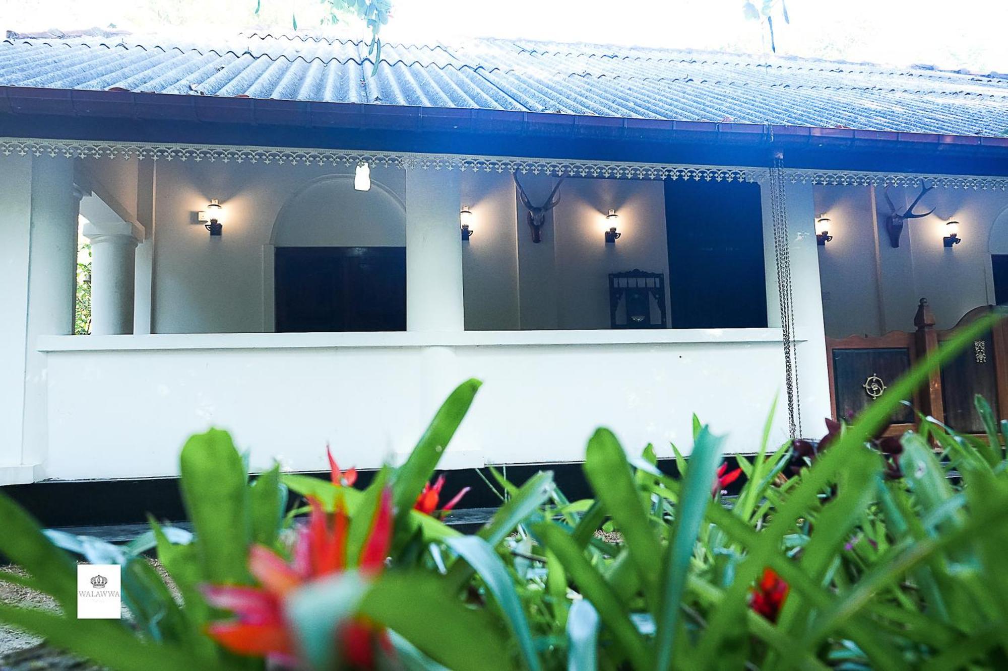 Walawwa Matale Hotel Exterior photo